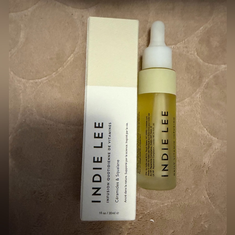 INDIE LEE Daily Vitamin Infusion Oil NEW